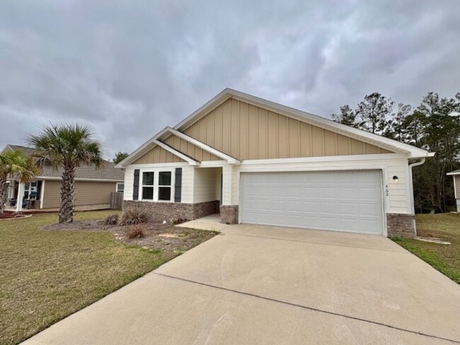 Building Photo - 462 Whispering Creek Ave