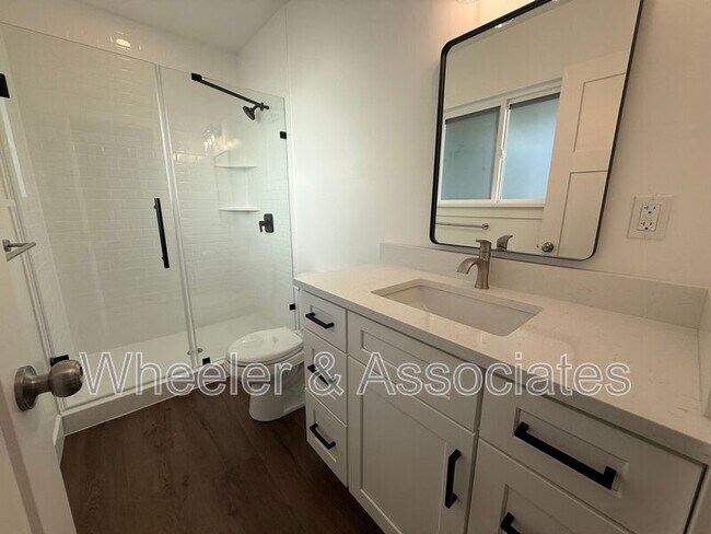 Building Photo - 3714 Brinker Ave