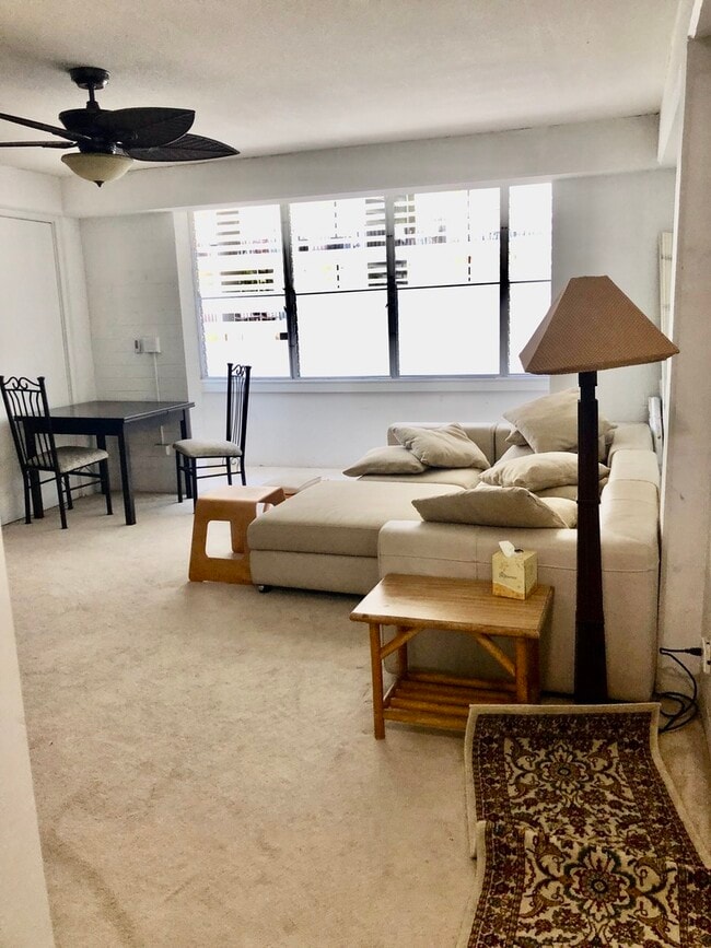 Building Photo - 410 Nahua St