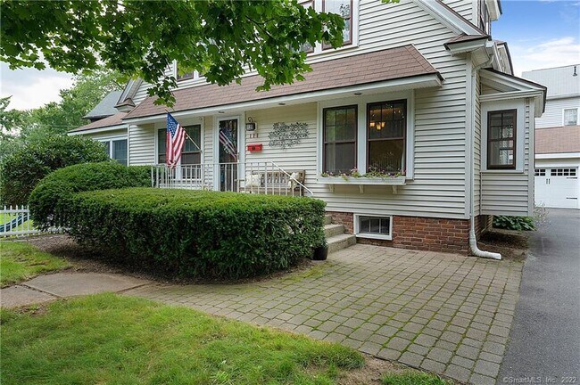 Building Photo - 111 Lancaster Rd
