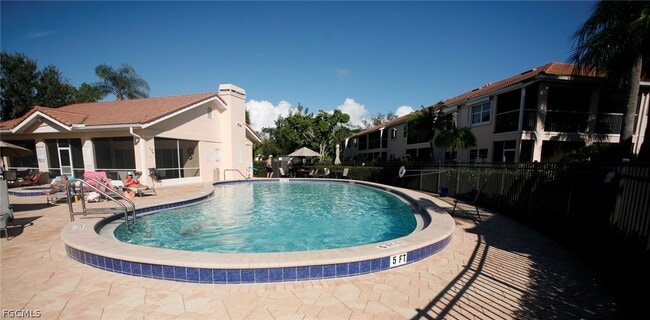 Building Photo - 732 Woodshire Ln