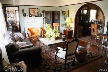 Building Photo - 630 N Irving Blvd