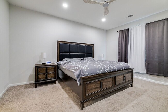 Building Photo - Spacious 5BR Home with Loft & Smart Features in Rincon