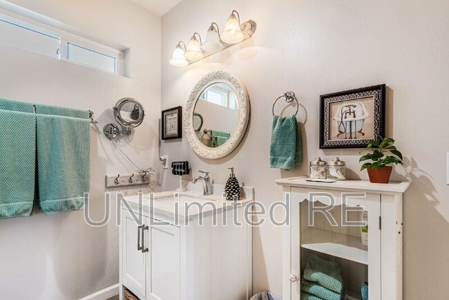 Building Photo - 5750 E Jeremy Ln