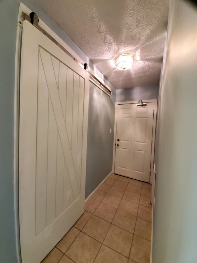 Building Photo - CHECK OUT THIS STUNNER!!  Beautifully Upda...