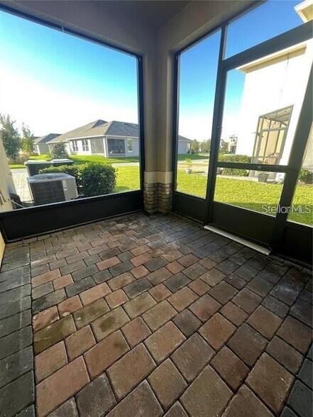 Building Photo - 16525 Outter Grv Aly
