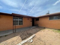 Building Photo - 3031 Van Buren Ave