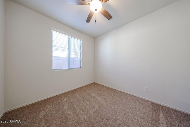 Building Photo - 7160 W Bent Tree Dr