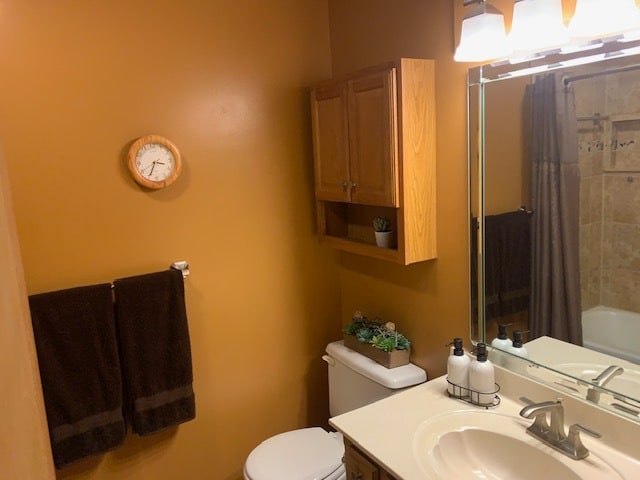 Building Photo - 1701 NE Patterson Dr