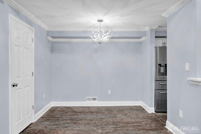 Building Photo - 914 Aspen Dr