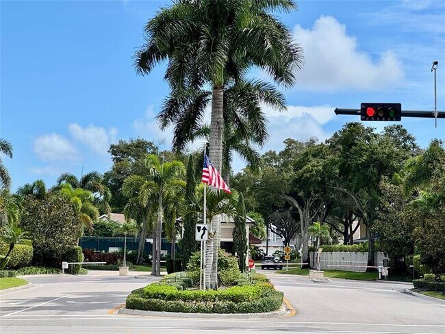 Building Photo - 5357 Buckhead Cir