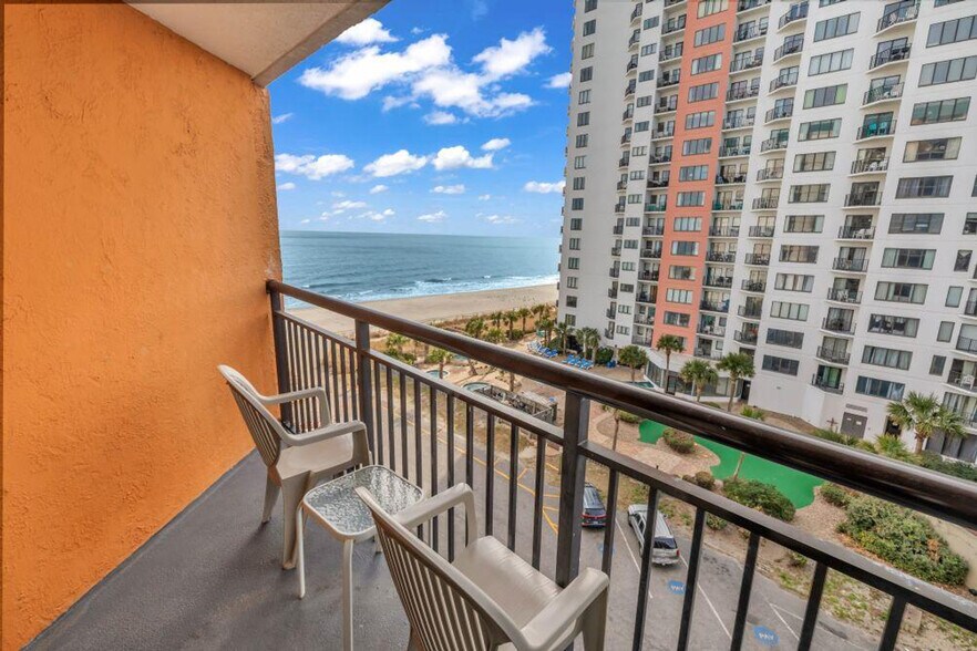 Building Photo - 1501 S Ocean Blvd