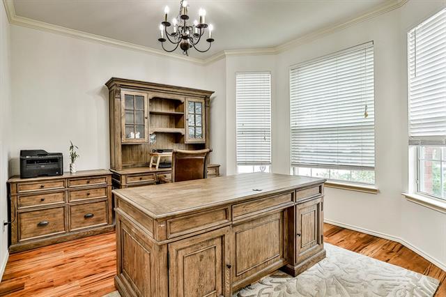 Building Photo - 9921 Delamere Dr