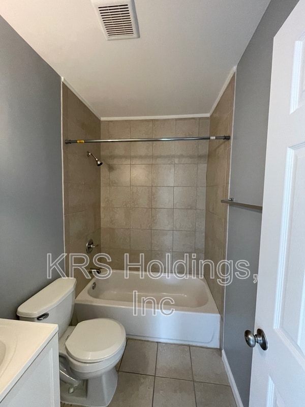 Building Photo - 7997 Audubon Ave