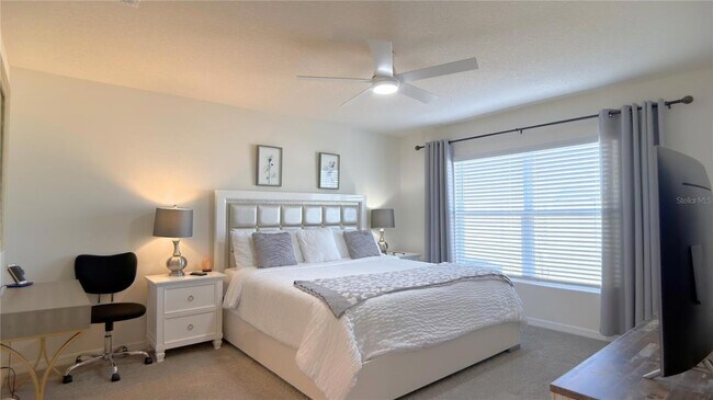 Building Photo - 7011 SW 136th Ln