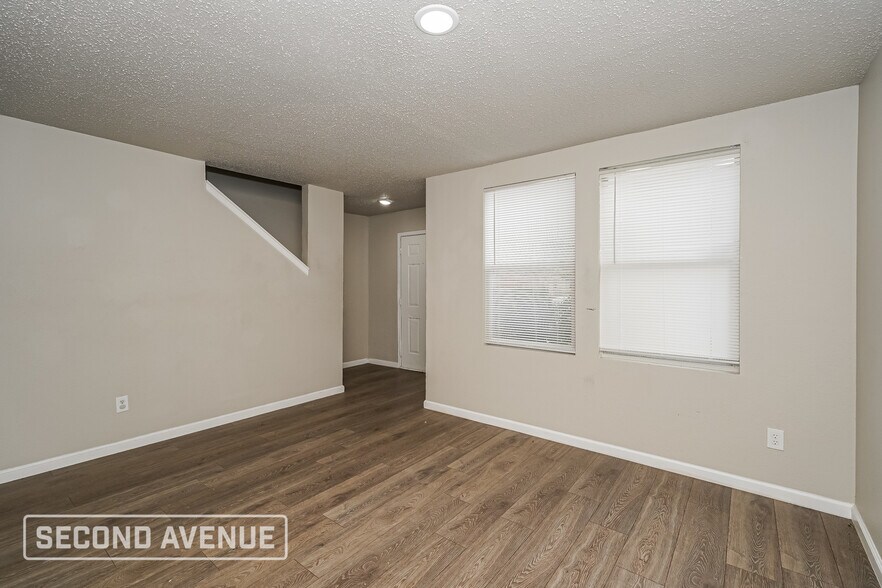 Building Photo - 3832 German Pointer Way