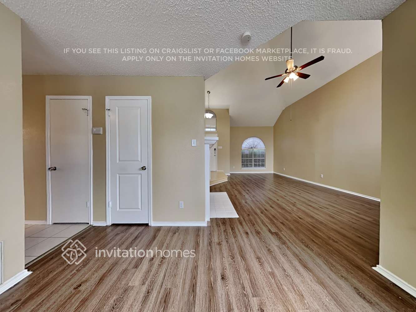 Building Photo - 2207 Bennington Dr