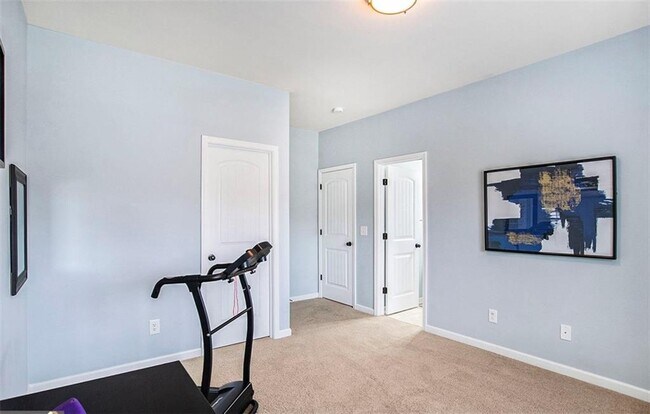 Building Photo - 3217 Bowlin Dr