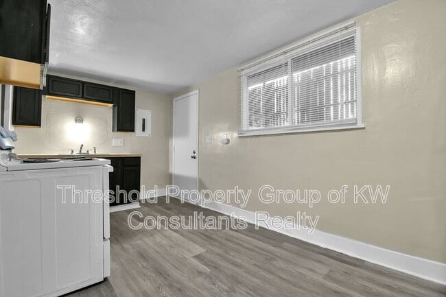 Building Photo - 1794 Genessee Ave