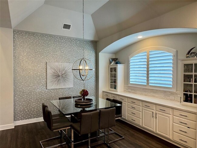 Building Photo - 104 Fort Hood Ln