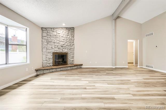 Building Photo - 11962 E Maple Ave