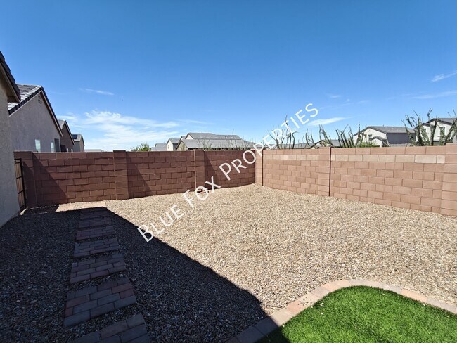 Building Photo - 12209 E Ava Lynn Dr