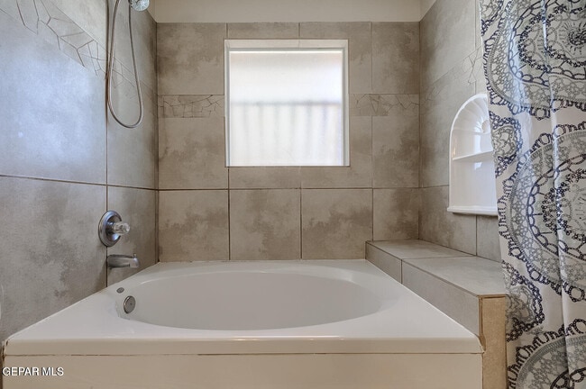 Building Photo - 14284 Tierra Yamila Ln