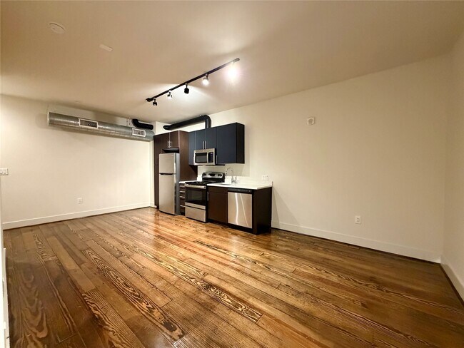 Building Photo - 4411 Dallas St