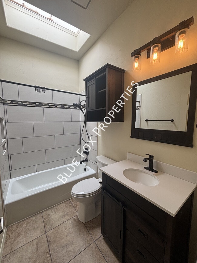 Building Photo - 4655 E Hupa Way