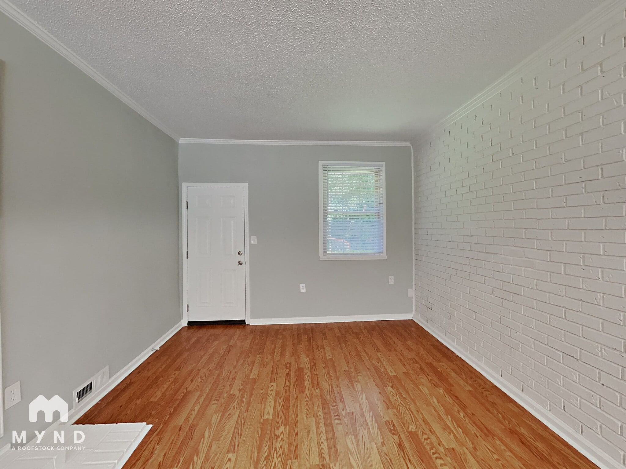 Building Photo - 300 Anne Ave