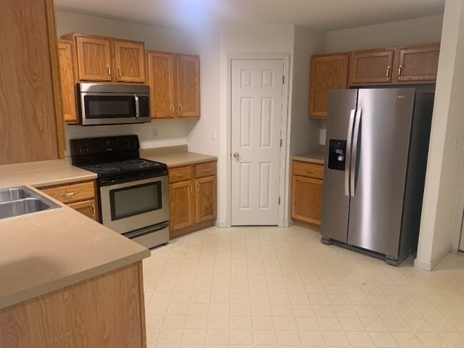 Building Photo - 55 Monterey Cypress Dr