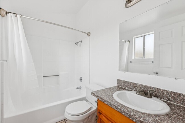 Floorplan - 4717-4727 Gambier/4716-4726 Butterfly