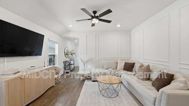 Building Photo - 2913 Brogan Creek