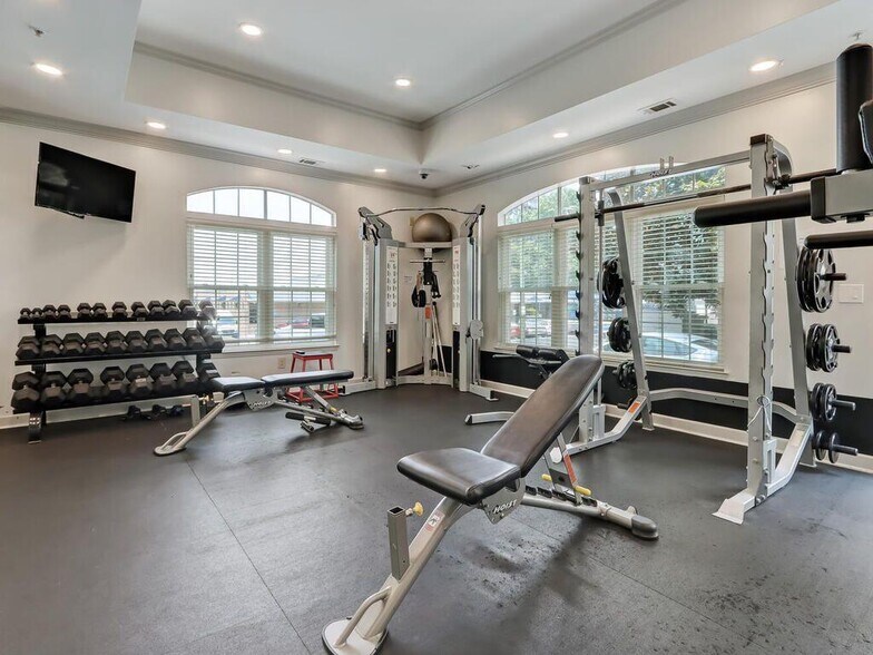 Building Photo - 1074 Peachtree Walk NE