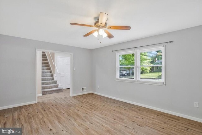 Building Photo - 9123 Old Burton Cir