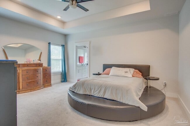 Building Photo - 229 Camellia Dr