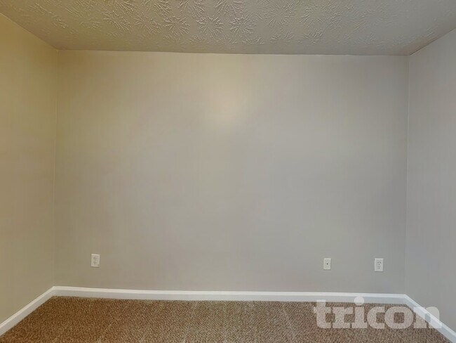 Building Photo - 2350 Dalton Park