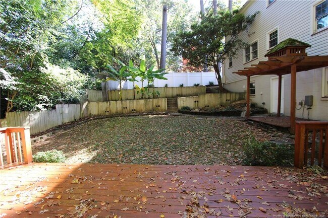 Building Photo - 1427 Seminole Trail