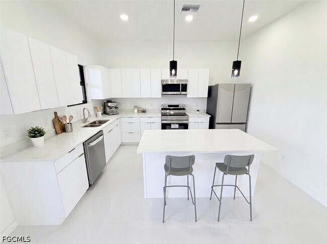 Building Photo - 3046 NW 41st Pl