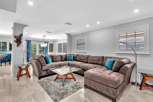 Building Photo - 2516 San Domingo St