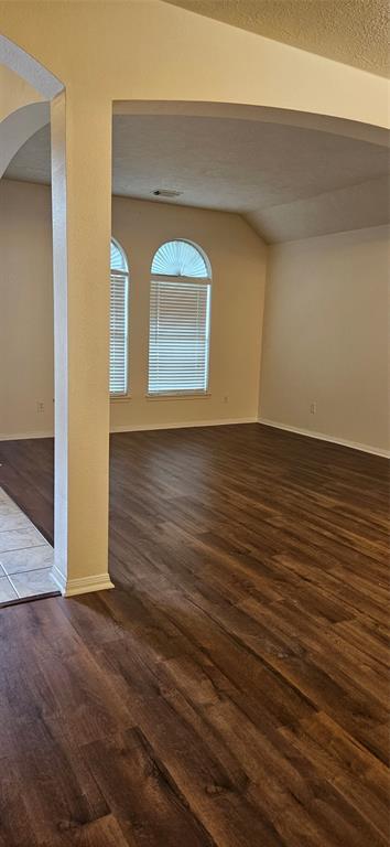 Building Photo - 20510 Spring Bluff Ln