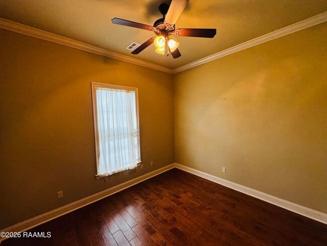 Building Photo - 106 Shadow Springs Dr