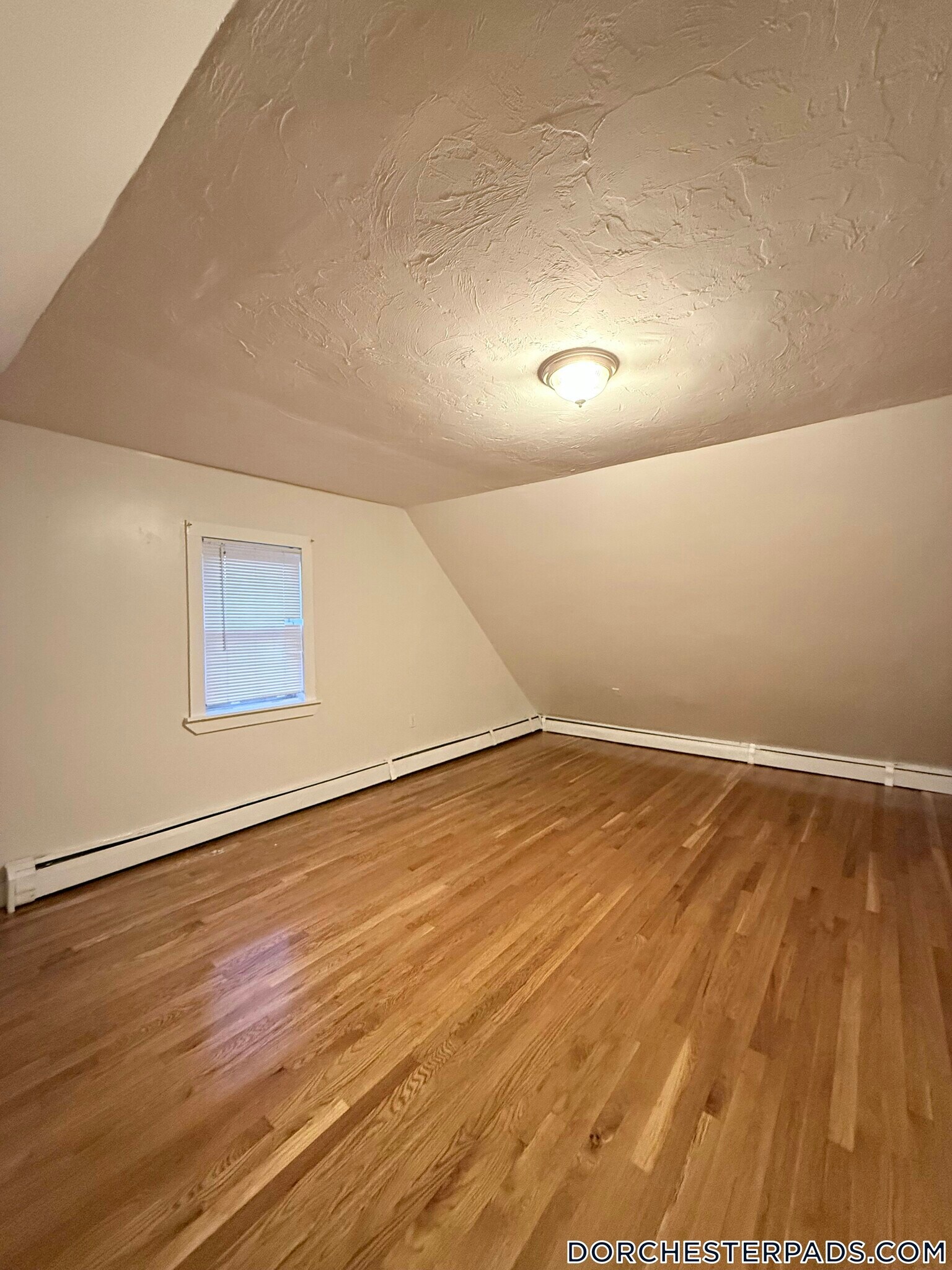 Building Photo - 66 Millet St