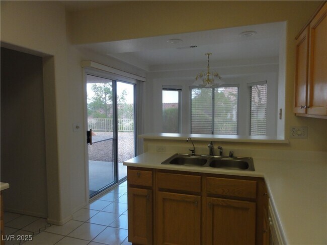Building Photo - 2730 Darby Falls Dr