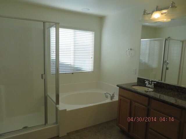 Building Photo - 3 Bedroom, 2.5 Bath Two Story Home Located...