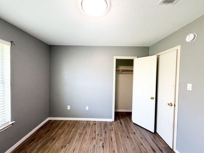 Building Photo - 2203 Indian Trail