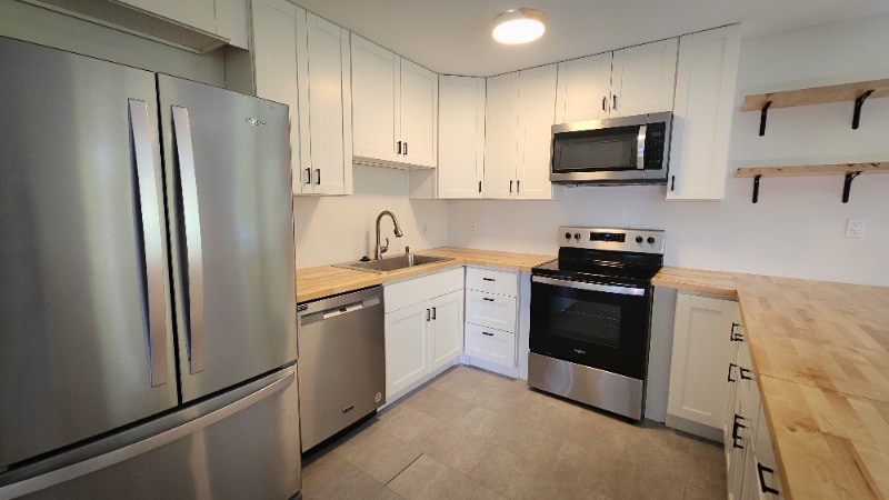 Building Photo - 73-1149-1149 Ahulani St