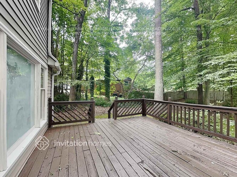 Building Photo - 1611 Plantation Trail