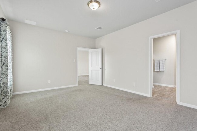 Building Photo - 2072 Port Ellen Dr