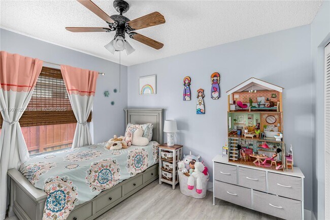 Building Photo - 19146 NW 24th Pl